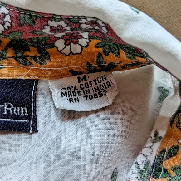 Hunters Run Tropical Shirt Medium White Red - Picture 6 of 13